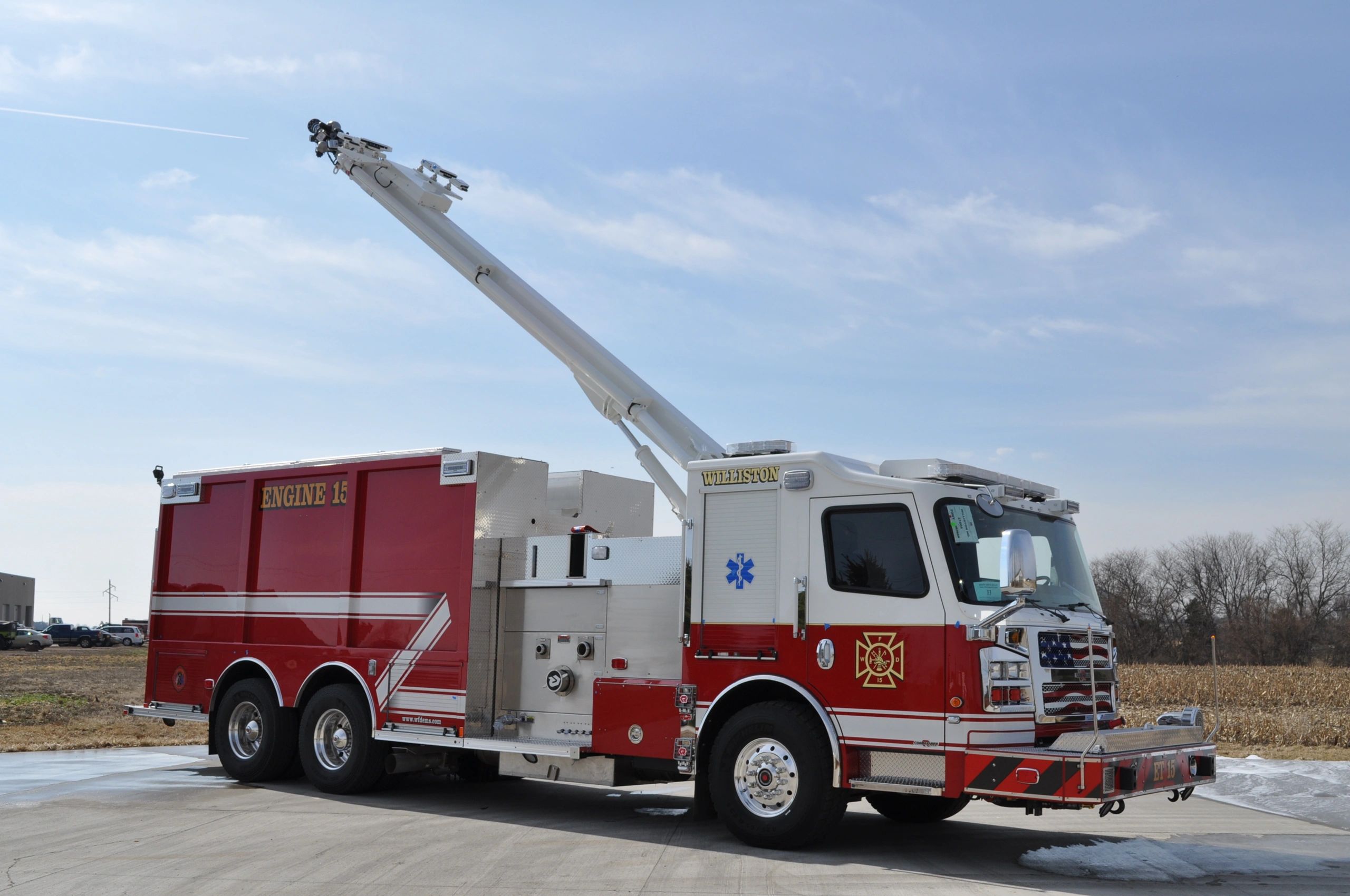 Williston, ND Fire Dept. - Rosenbauer Pumper