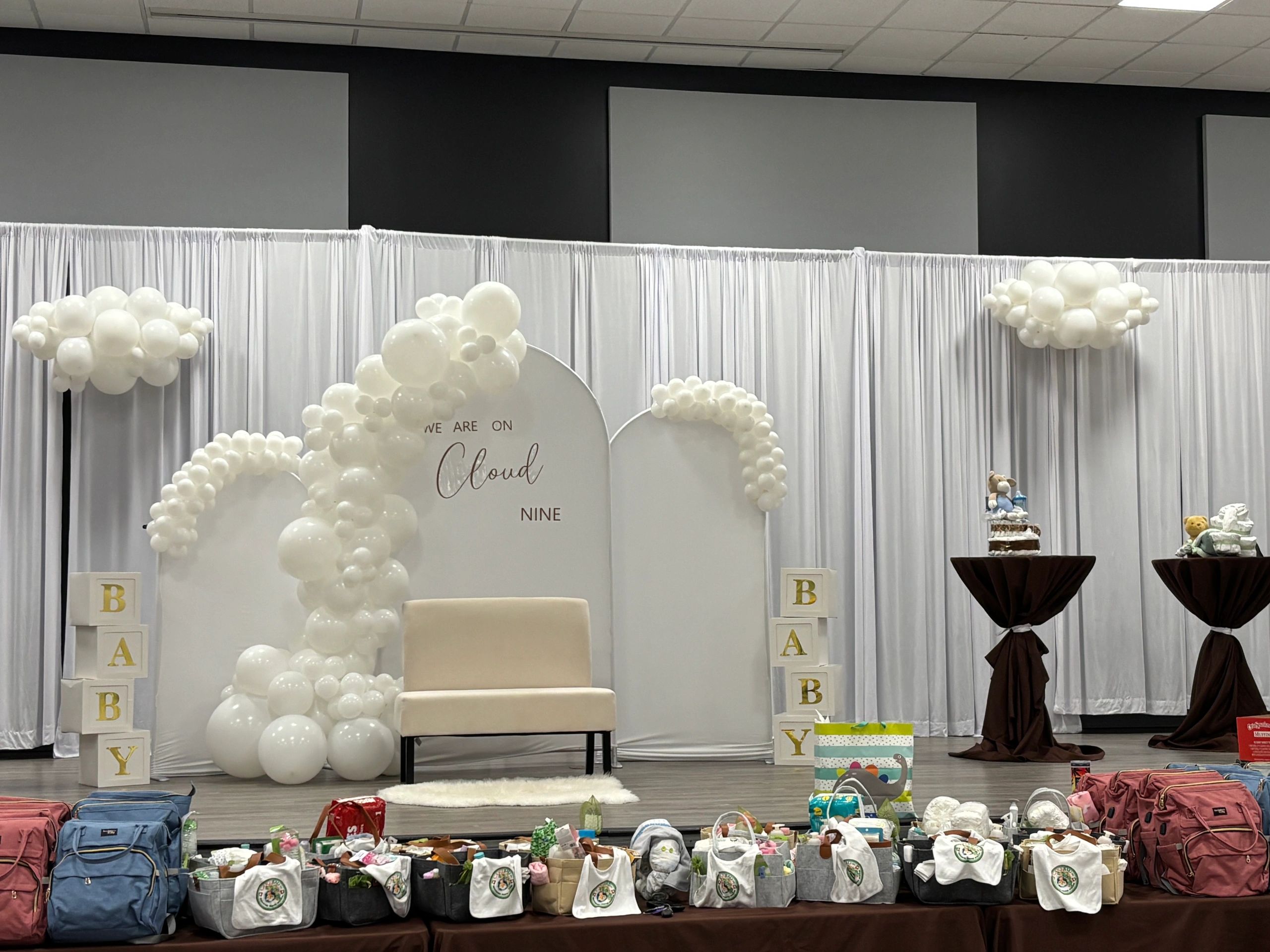 Themed Party Planning | Unique Designs & Balloons