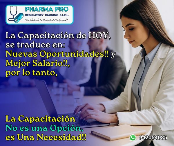 Mujer profesional trabajando en una laptop, promoviendo capacitación para nuevas oportunidades y mejor salario.