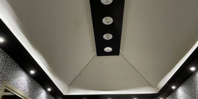 خيام ملكية فاخرة ومظلات خارجية في الرياض بتصميم أنيق وجودة عالية