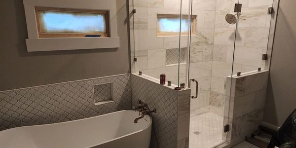 Bathtub repairs and installations 