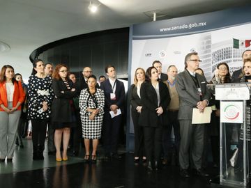 Senador Gustavo Madero en rueda de prensa con Sociedad Civil por tema del Ministro de la SCJN