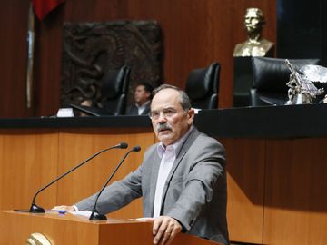 Gustavo Madero presenta exhorto para solucionar situación de transportistas en frontera de Juárez