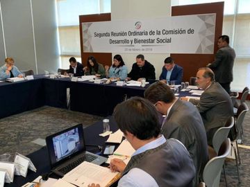 Senador Gustavo Madero en la 2da. Reunión de la Comisión de Desarrollo y Bienestar Social