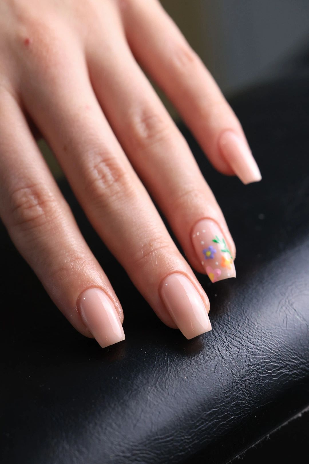 Nude Geometric Nails: 2023 Trend
