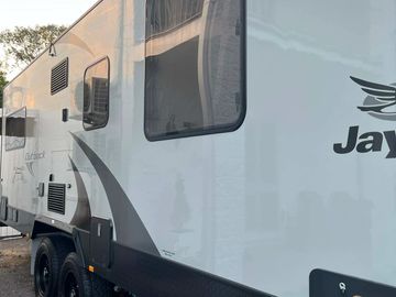 Own a bigger rig? We cover caravans, trucks, boats, the lot. If you have heavy oxidisation or need l
