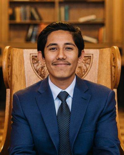 roman
shrestha
denver
nepal
colorado
university of denver
chemistry
student
researcher
chemical
drug