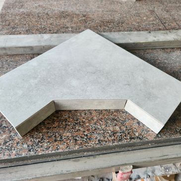 Plungie pool coping corner piece