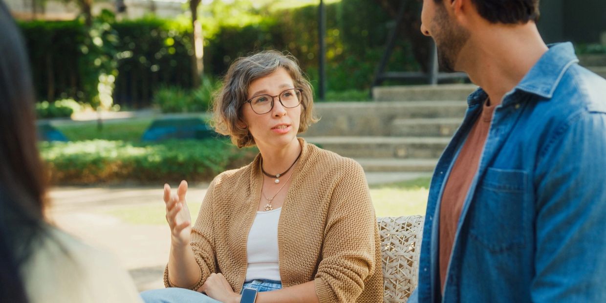 Lucy Allen, Trauma Psychotherapist offering trauma psychotherapy sessions in Oxofrdshire, UK