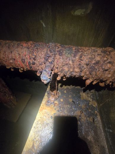 REPLACEMENT OF CISTERN CORRODED PIPE SUPPORT