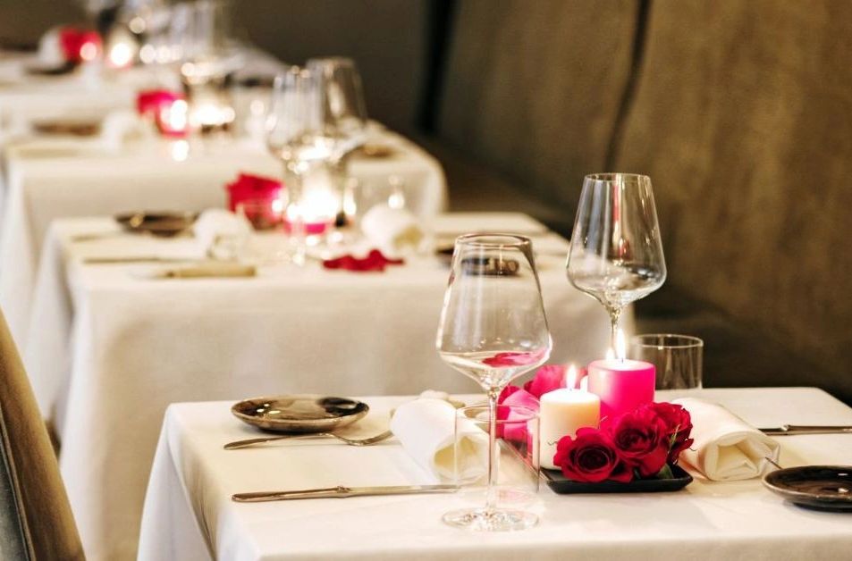 Commercial laundry service facility for Greater Manchester businesses