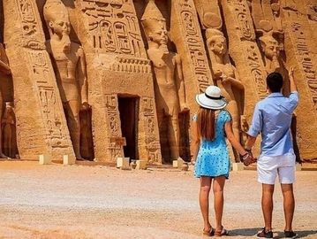 Abu Simbel, Honeymoon