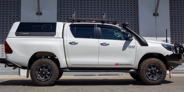 Stunning hilux from Overland Oman