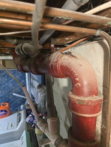 Broken pipe on elbow