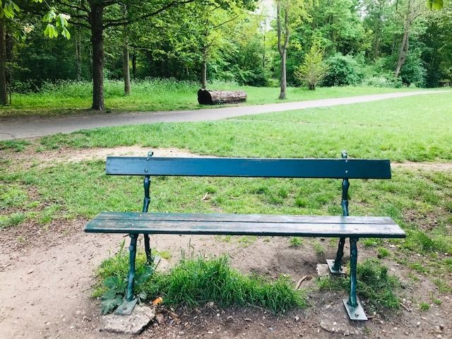 The little story of the public bench