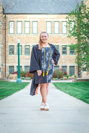 College Graduate - Senior Girl photoshoot