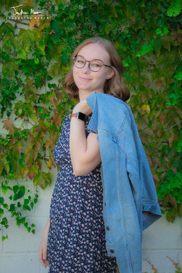 High School Graduate - Senior Girl photoshoot