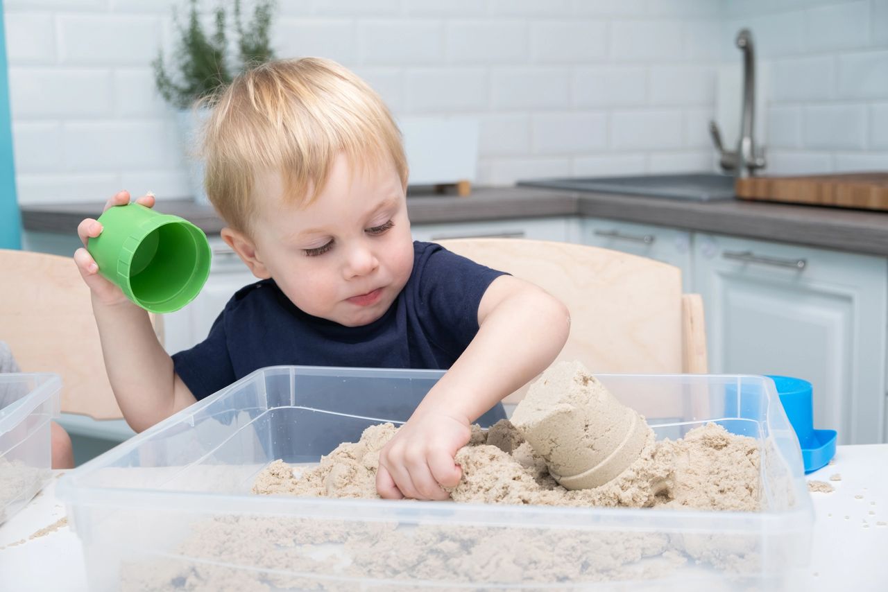 Outdoor Explorer Camping Kit Sensory Play with Kinetic Sand