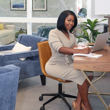 virtual black woman offering therapy for bipoc with anxiety, parenting, relationship issues, trauma,