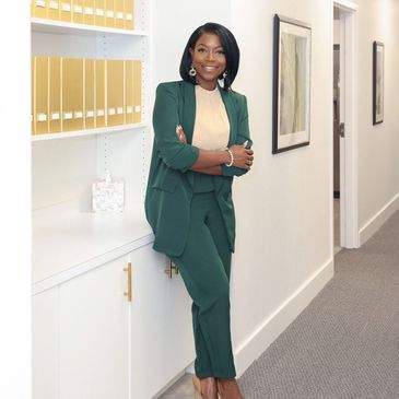 virtual black woman offering therapy for bipoc with anxiety, parenting, relationship issues, trauma,