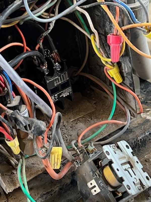 2-Pole Contactor replacement by 24/7 Service Techs Heating & Cooling, Del Rio, Texas