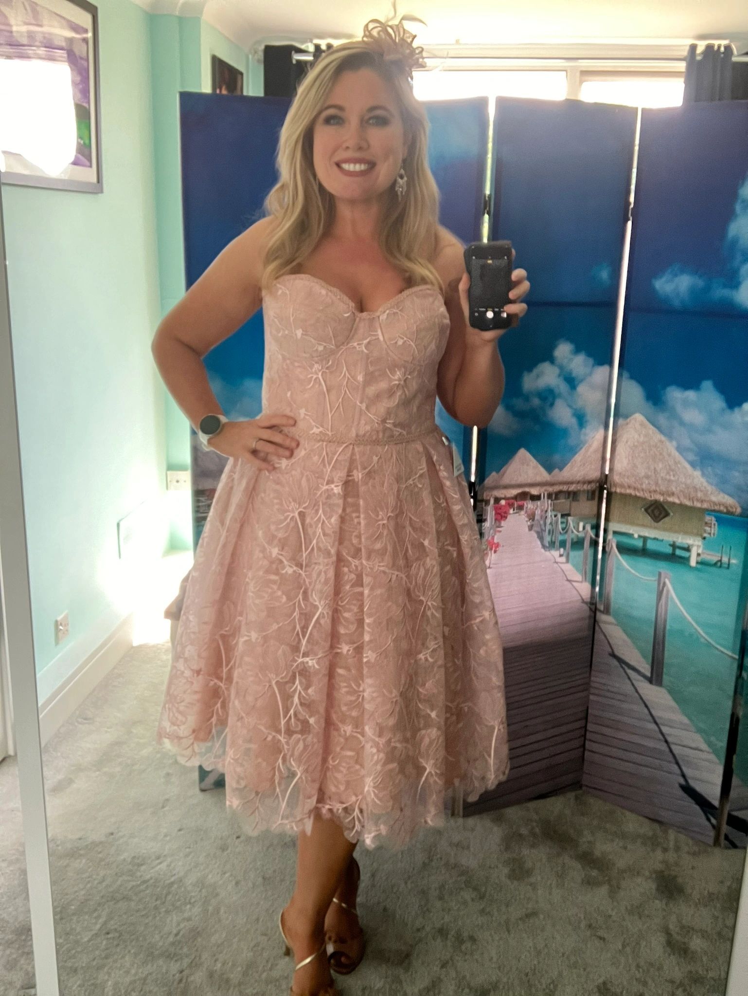 feelingfabulousdresshire.com