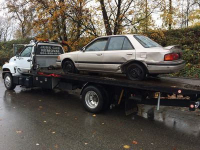 Free junk car removal in Surrey with fast towing and cash payment.

