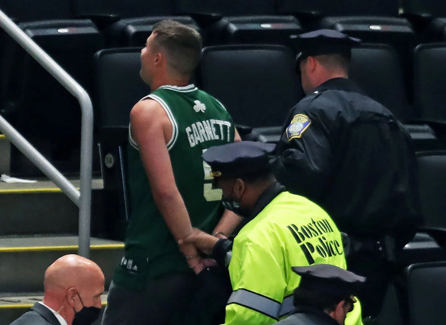 Nets: Kyrie Irving incensed after fan throws water bottle at him