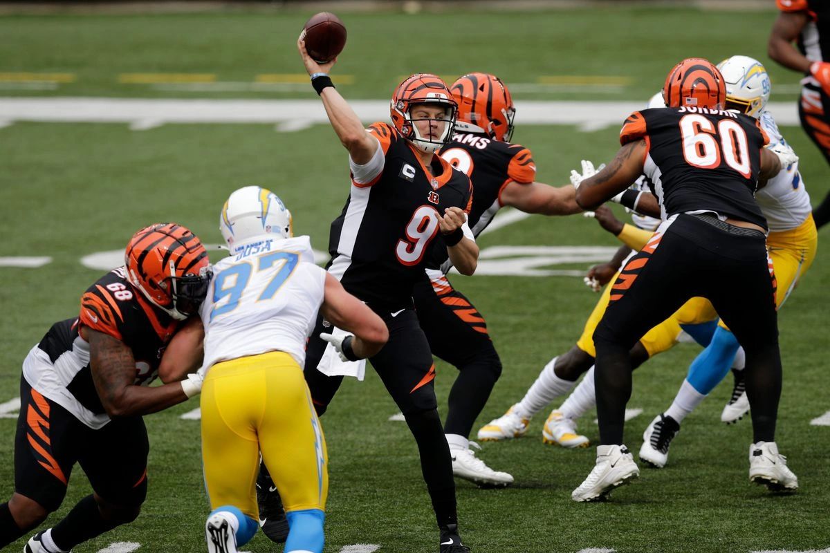 PHOTOS: Browns beat Bengals in Battle of Ohio, 35-30