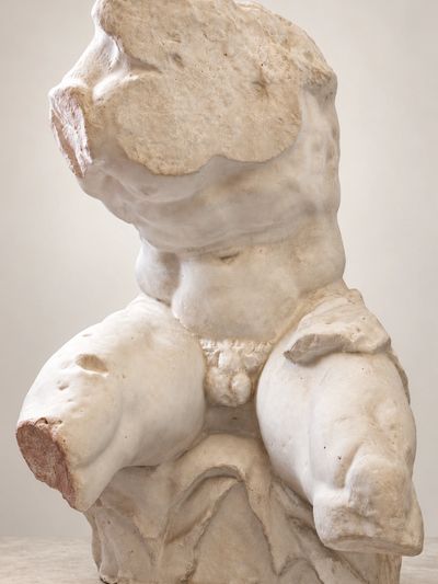 Large-scale Belvedere Torso plaster cast showing the fragmented classical male figure