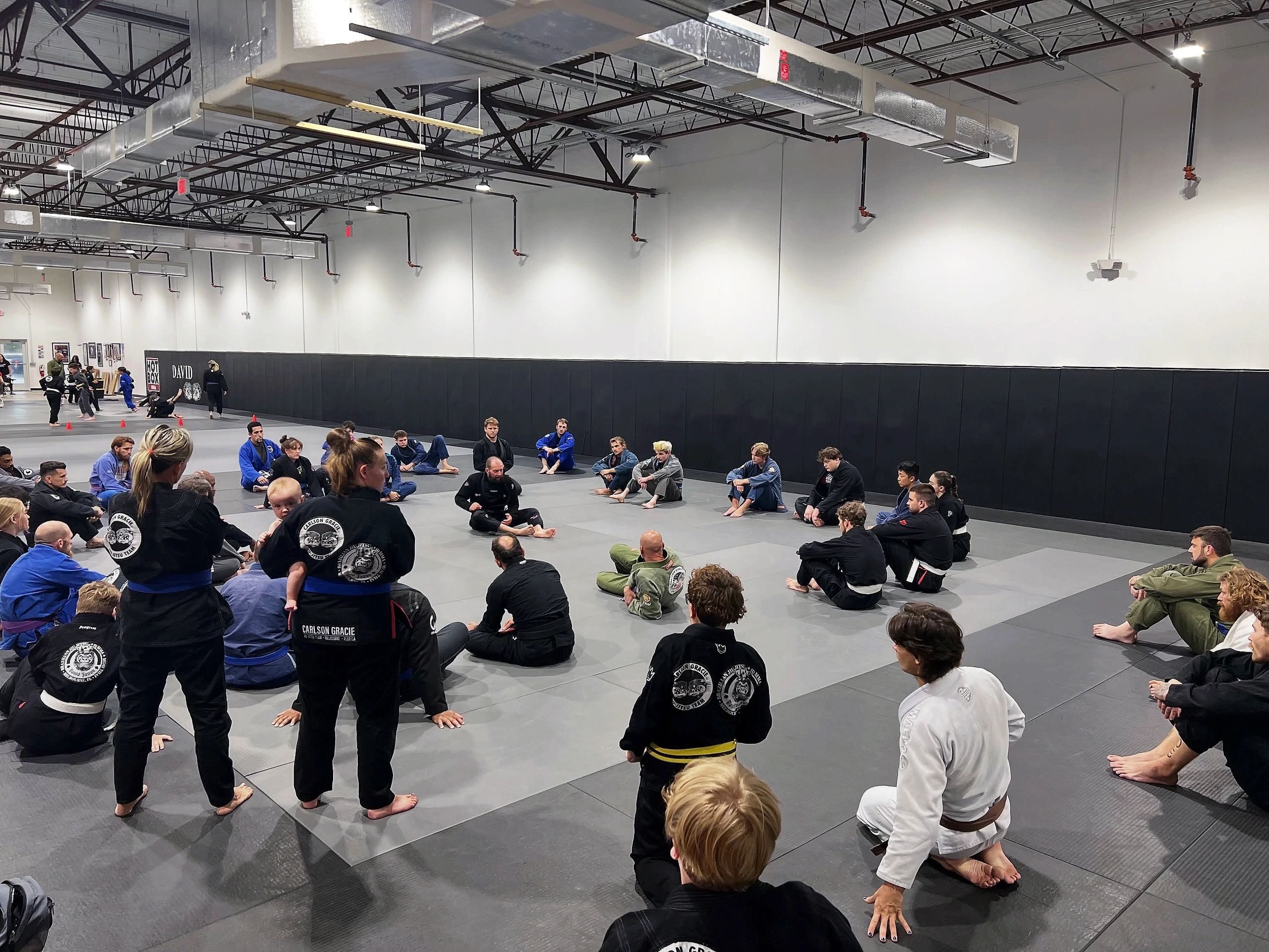 Carlson Gracie JiuJitsu Hot Box MMA photo (Gym's own website (og:image))