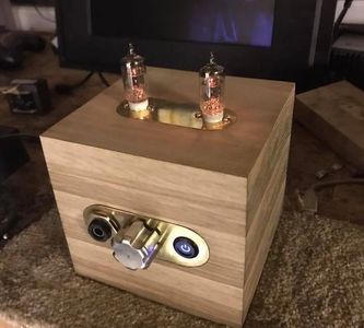 Valve Headphone Amplifier with DAC