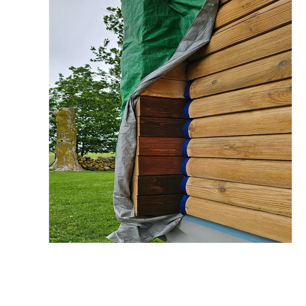 Log Home Restoration in Ontario- Wood restoration done with media blasting and staining with Sansin 