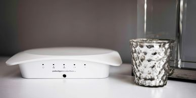 Araknis PakEdge Ubiquiti Unifi Wireless WiFi network extender