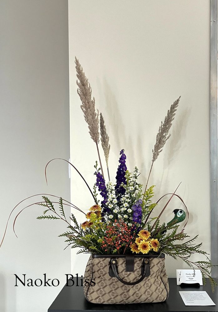 To honor the Mary Poppins Show