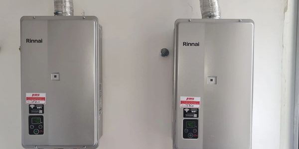 Aquecedores rinnai e33 e pressurizador rheem 