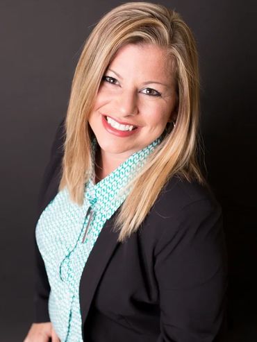Mandy
Founder and Owner