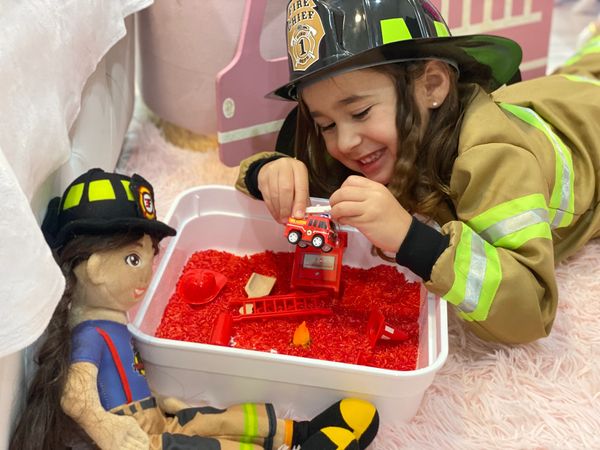 custom themed sensory bins near davie, fl