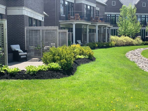 Commercial & Residential Garden Maintenance 