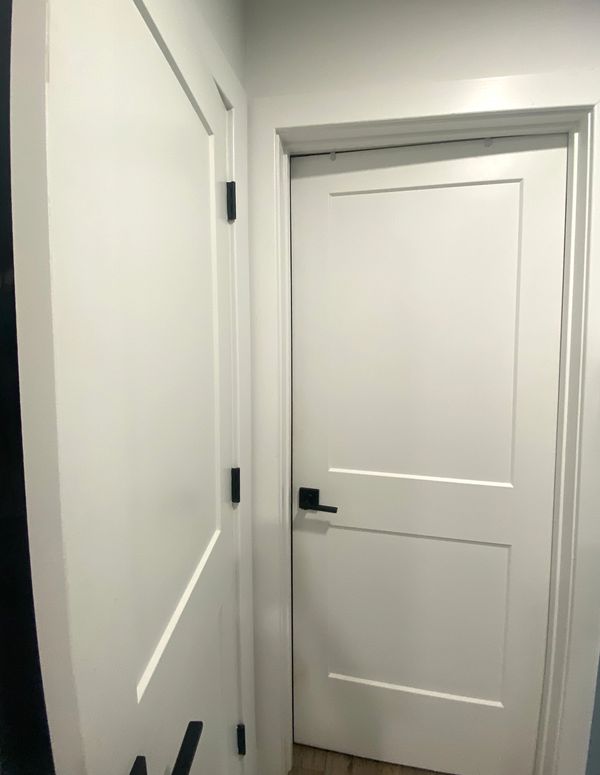 Interior doors in 