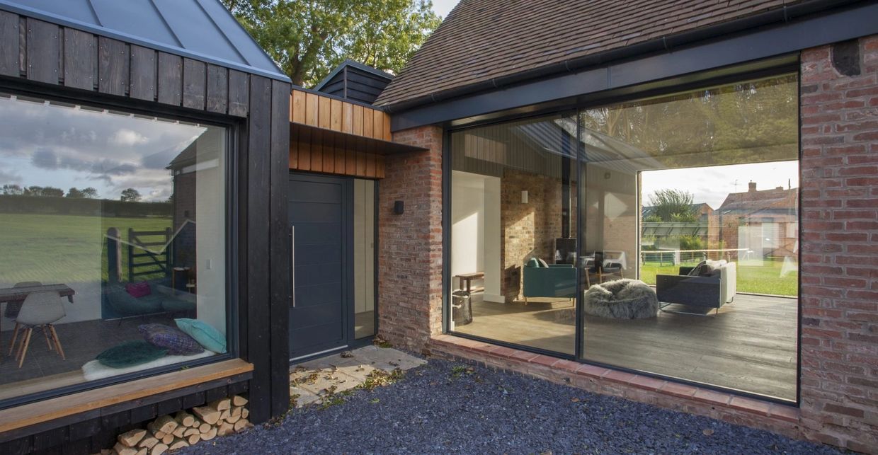 AS-20 sliding doors – ultra-slim 20mm frames, smooth sliding action, thermal efficiency & soft close