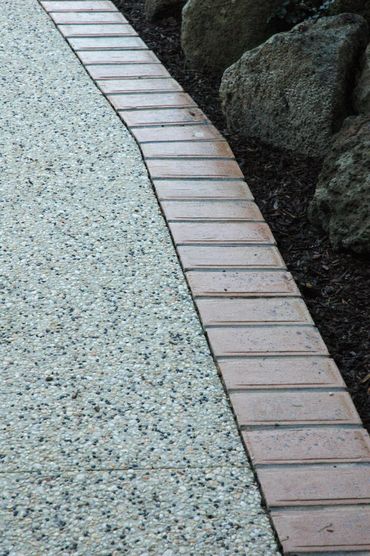 Exposed Aggregate Driveway with banding