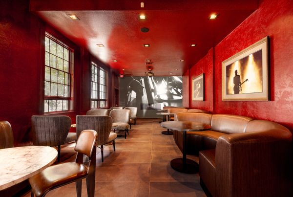 Bar photo 3