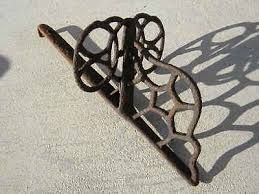 Cast Iron Snow Bird
