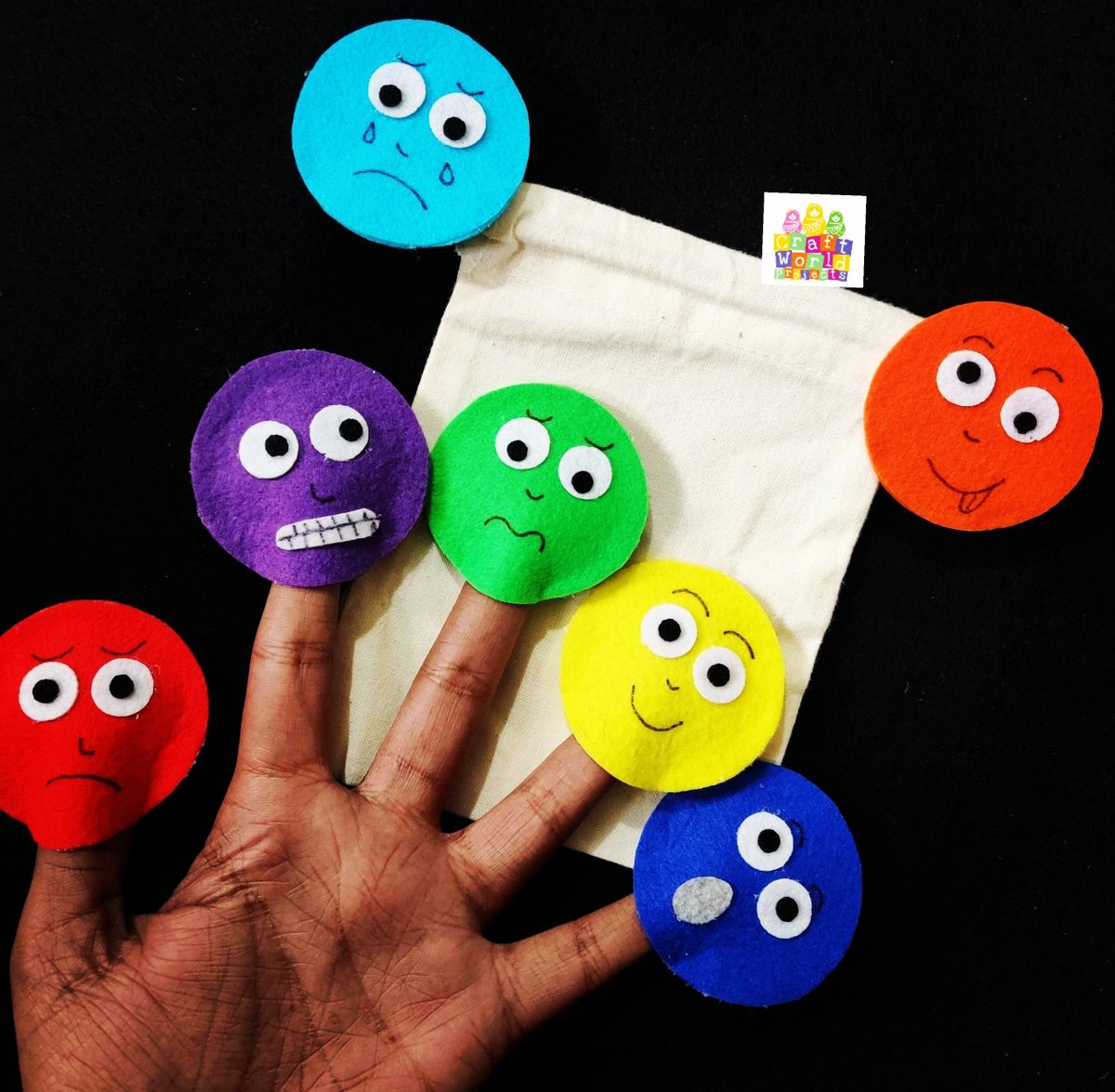 Rainbow color emotion puppets