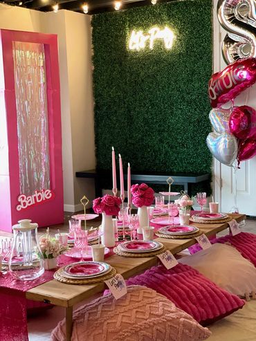 Indoor picnic set up for kids, barbie theme