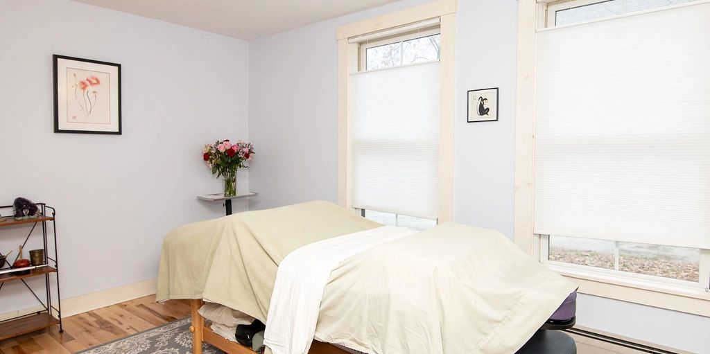 Treatment room at Little River Acupuncture. 