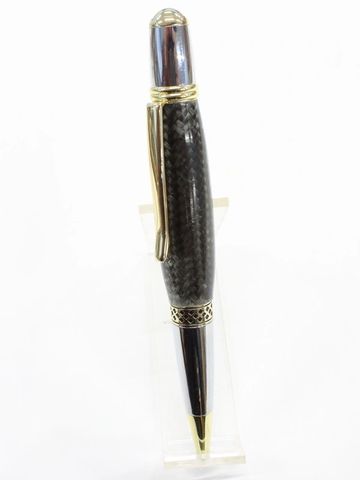 Mesa style pen in chrome with a braided carbon fiber barrel.