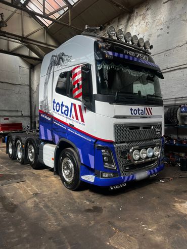 A Volvo lorry which we cleaned for a commercial company.