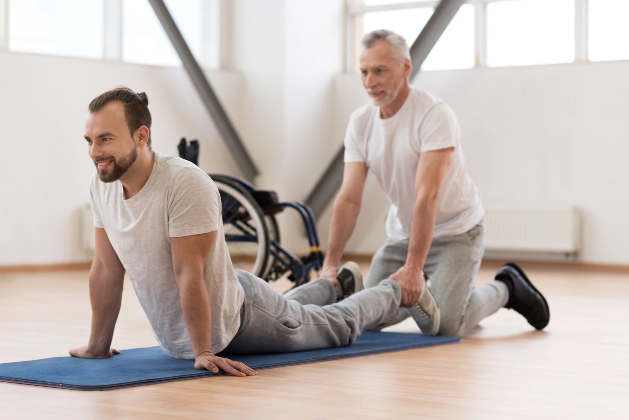 Funktionelle Therapie mit gezielten Übungen und Edukation.